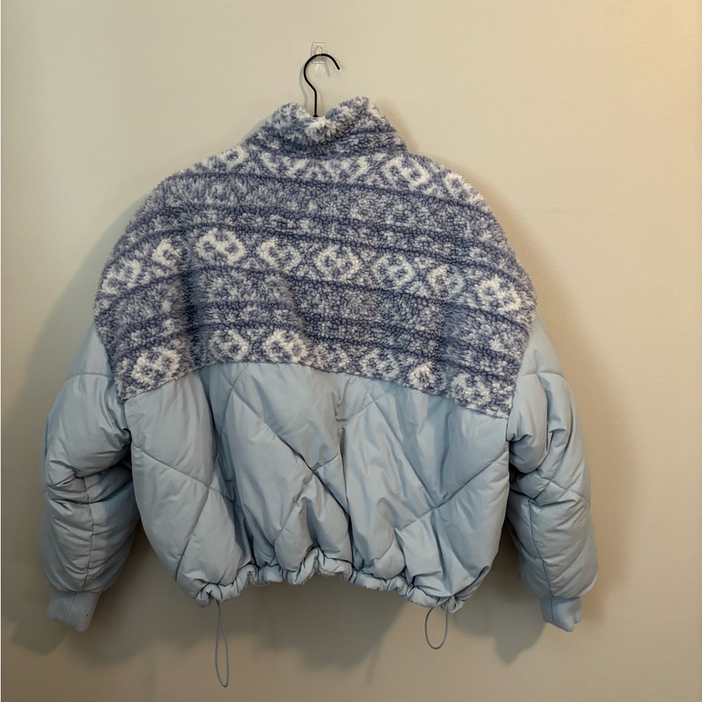 American Eagle Reversible Chill Puffer - image 6